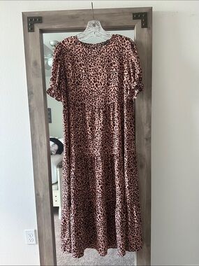 Leopard Print Midi Dress - Pink